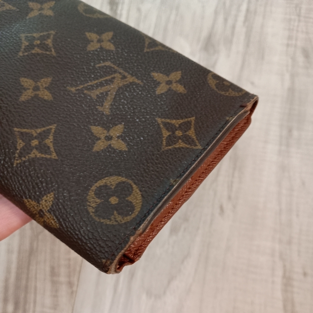 Authentic Louis Vuitton Monogram Porte Tresor International Trifold Long Wallet - Picture 6 of 16